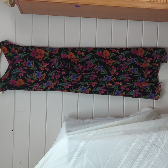 Sleeveless silk flowers dress, size 16 - Picture 3 of 5